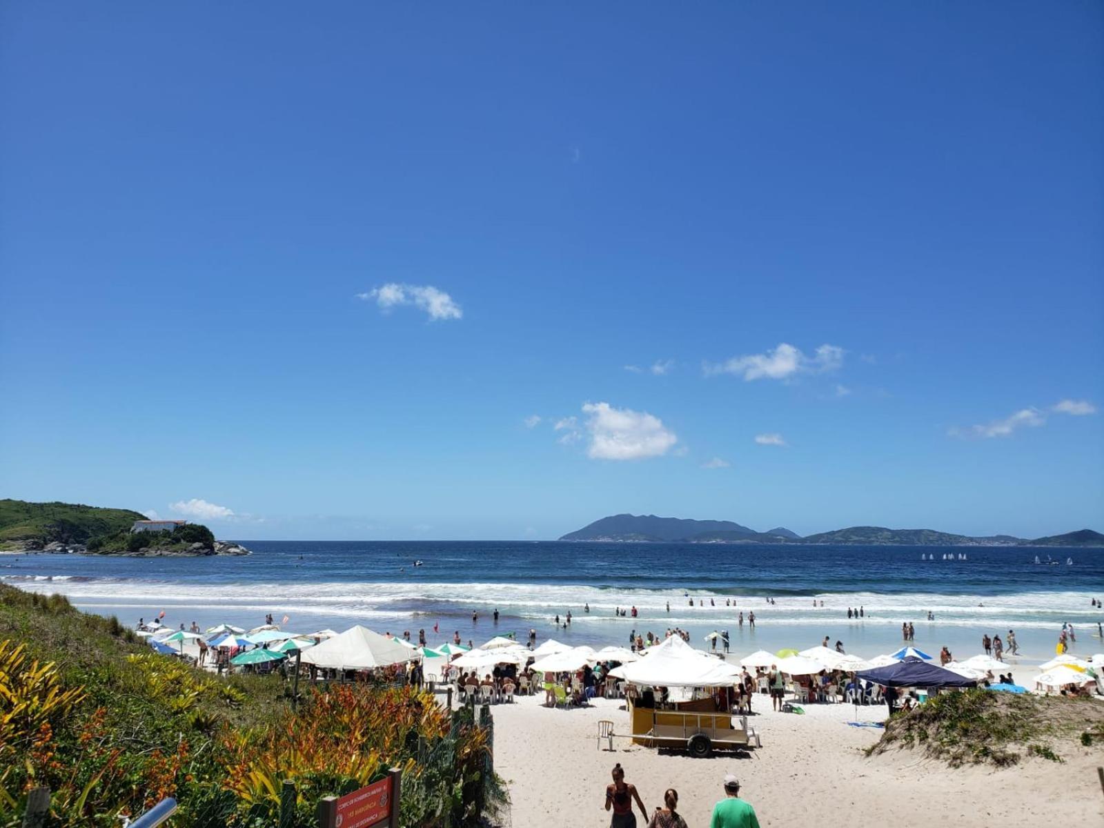 Localizacao Imbativel! A 98M Da Praia Do Forte Com Conforto, Ar-Condicionado E Estacionamento! Кабу-Фриу Экстерьер фото